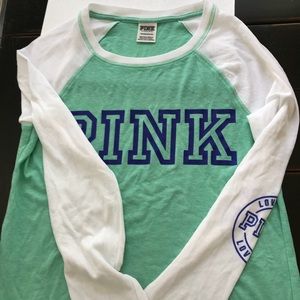 Green and shite VS PINK long sleeve